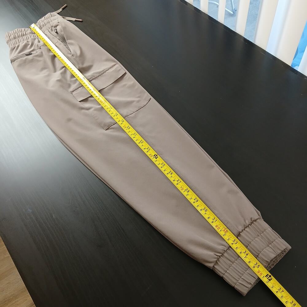 All in Motion Active Light Cargo Jogger Pants XS tan beige light brown athletic - Picture 10 of 13